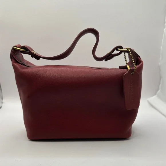 Coach Red Classic Pouch, 6929 - Picture 7 of 11
